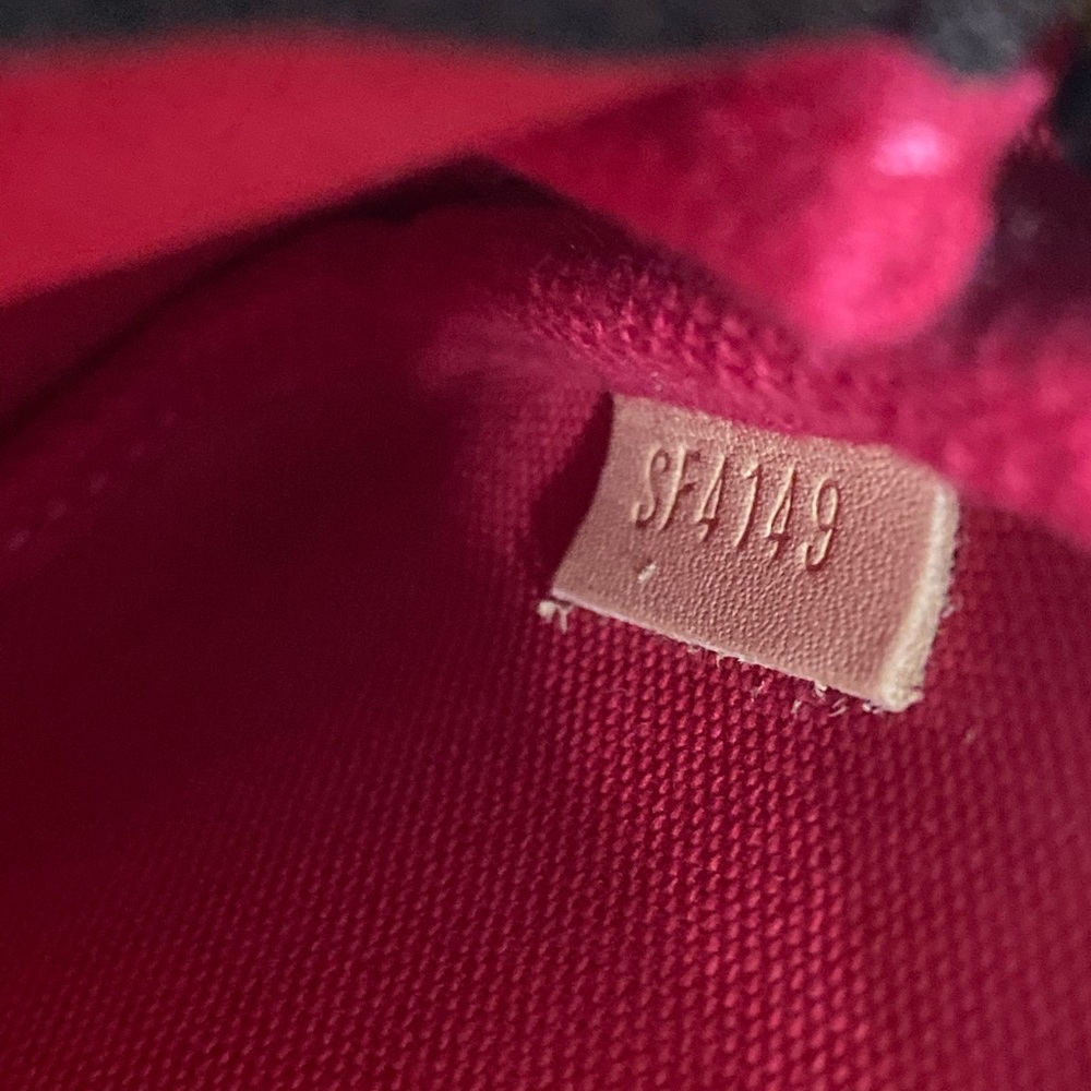 SOLD!!  Mini Pochette Vivienne - Picture 5 of 5